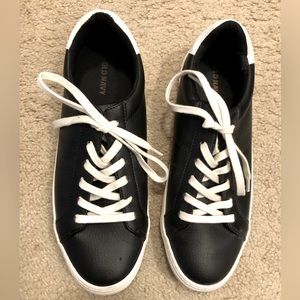 Black and white Old Navy sneakers. Only work once. Women’s size 8.